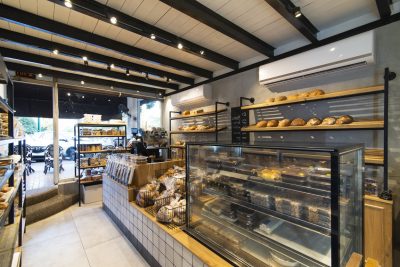 שיפוץ בית קפה \ קונדטוריה